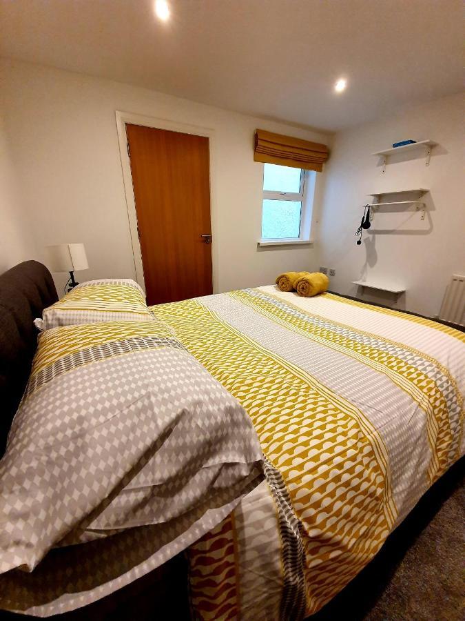 In The Heart Of Portrush - Beautiful Views Apartment Exterior foto
