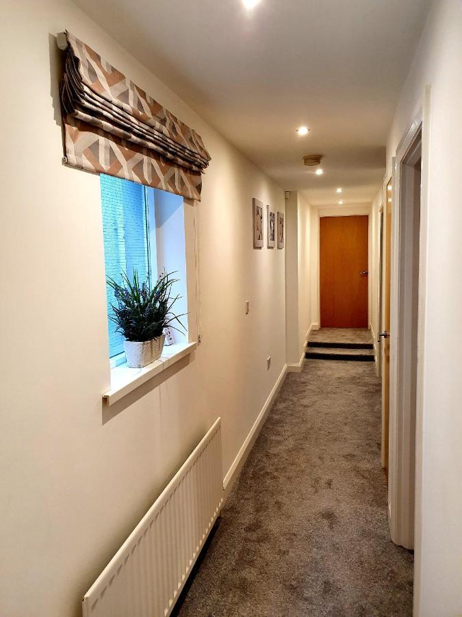 In The Heart Of Portrush - Beautiful Views Apartment Exterior foto